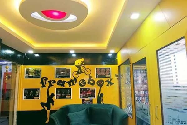 Frameboxx Chowringhee campus photograph 2