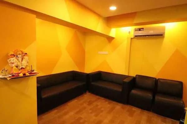 Frameboxx FC Road campus photograph 1