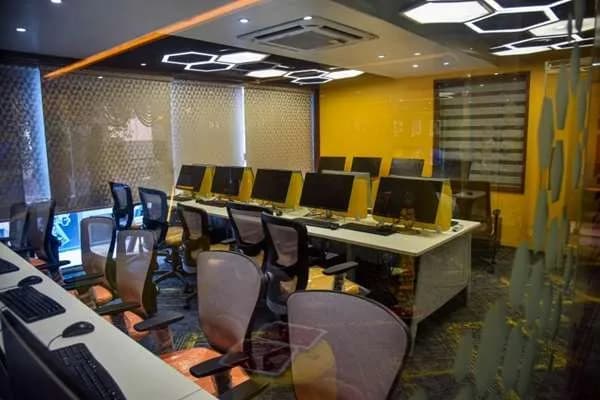 Frameboxx Hubli campus photograph 1