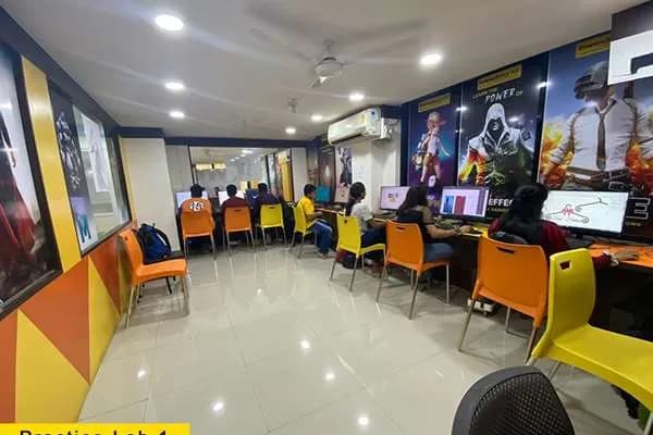 Frameboxx Vadodara campus photograph 3